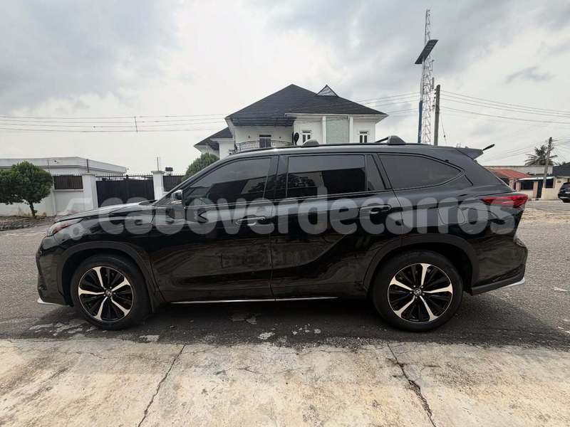 Big with watermark toyota highlander fogo mosteiros 277