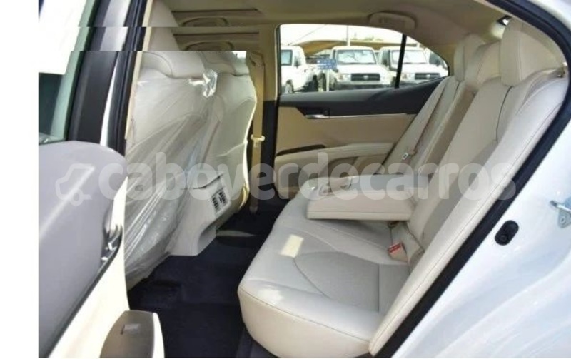 Big with watermark toyota camry sal santa maria 280