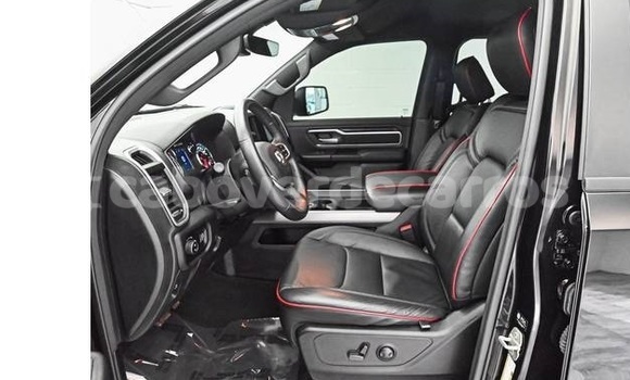 Comprar Usado Dodge RAM Black Carro em Santa Maria em Sal Comprar Usado Dodge RAM Black Carro em Santa Maria em Sal