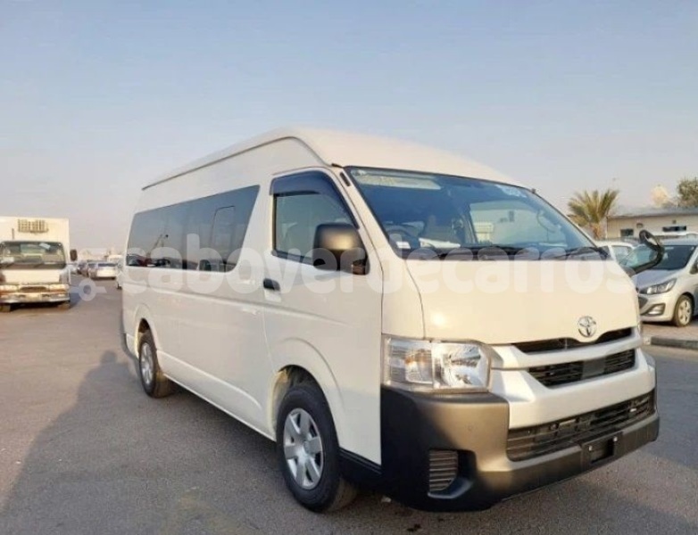 Big with watermark toyota hiace sal santa maria 292