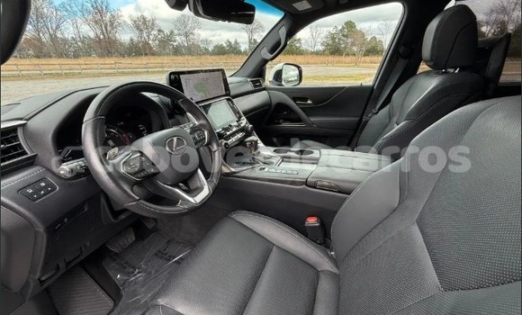 Buy Used Lexus LX White Car in Santa Maria in Sal Buy Used Lexus LX White Car in Santa Maria in Sal