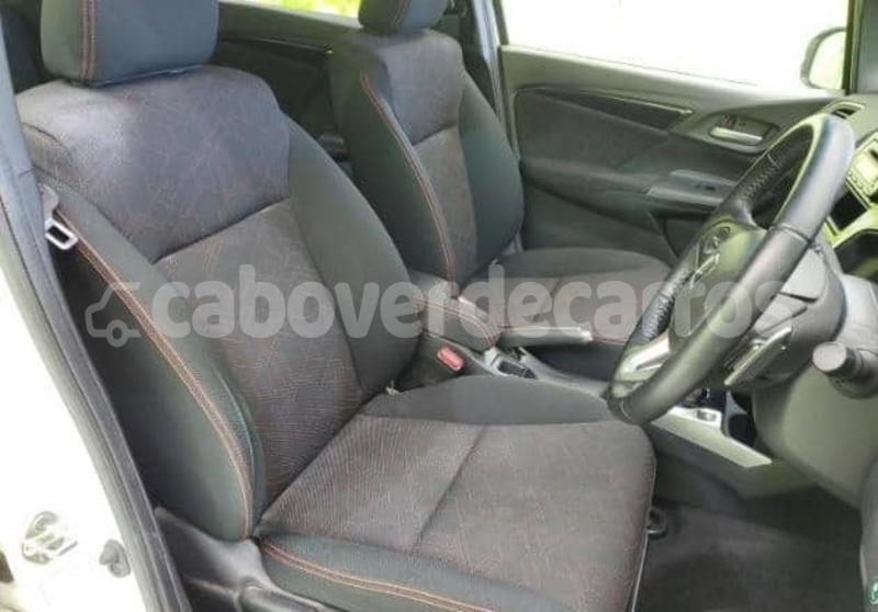 Big with watermark honda fit sal santa maria 304