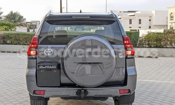 Buy Used Toyota Land Cruiser Prado White Car in Santa Maria in Sal Buy Used Toyota Land Cruiser Prado White Car in Santa Maria in Sal