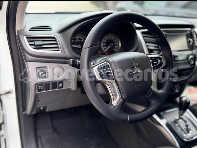 Big with watermark mitsubishi l200 sal santa maria 307