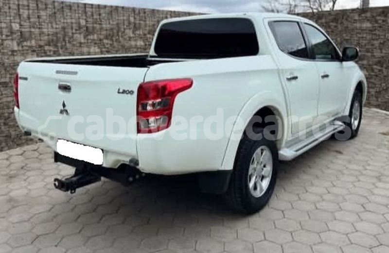 Big with watermark mitsubishi l200 sal santa maria 307