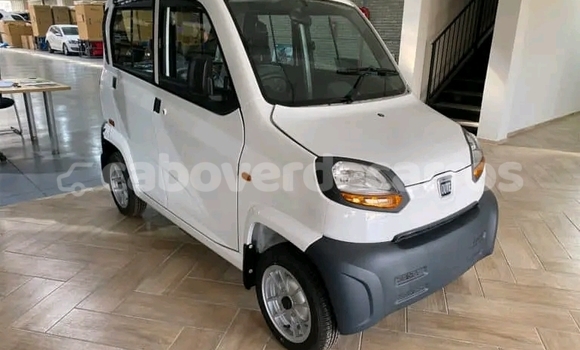 Comprar Novo Bajaj Qute White Carro em Nova Sintra em Brava Comprar Novo Bajaj Qute White Carro em Nova Sintra em Brava