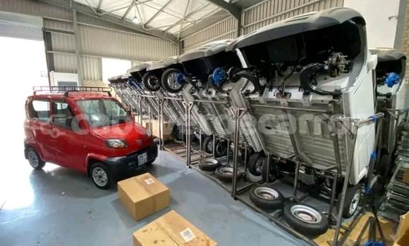 Comprar Novo Bajaj Qute White Carro em Nova Sintra em Brava Comprar Novo Bajaj Qute White Carro em Nova Sintra em Brava