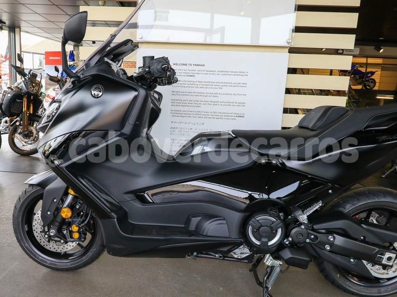 Big with watermark yamaha tmax brava nova sintra 312