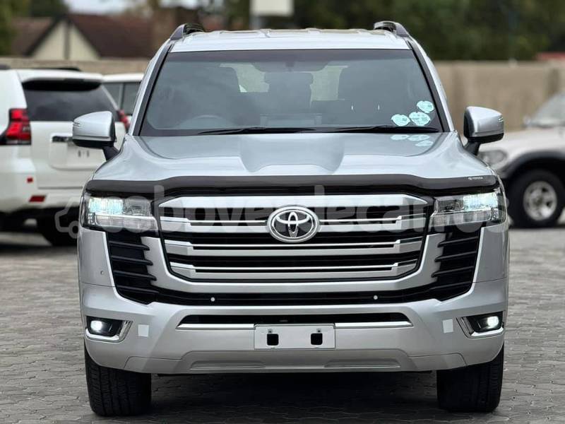 Big with watermark toyota land cruiser brava nova sintra 325