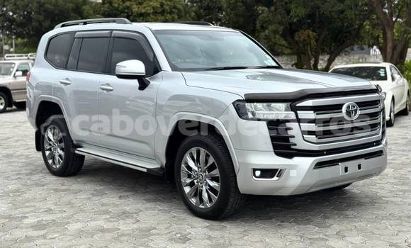 Acheter Occasion Voiture Toyota Land Cruiser Beige à Nova Sintra, Brava Acheter Occasion Voiture Toyota Land Cruiser Beige à Nova Sintra, Brava