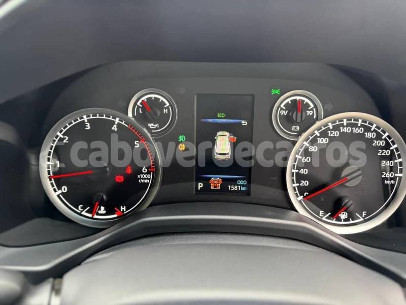 Big with watermark toyota land cruiser brava nova sintra 325