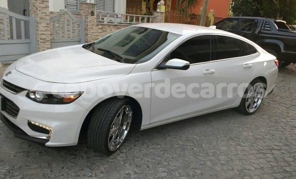 Comprar Usado Chevrolet Malibu White Carro em Sao Filipe em Fogo Comprar Usado Chevrolet Malibu White Carro em Sao Filipe em Fogo