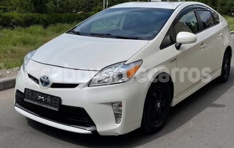 Big with watermark toyota prius sal santa maria 328
