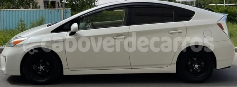 Big with watermark toyota prius sal santa maria 328