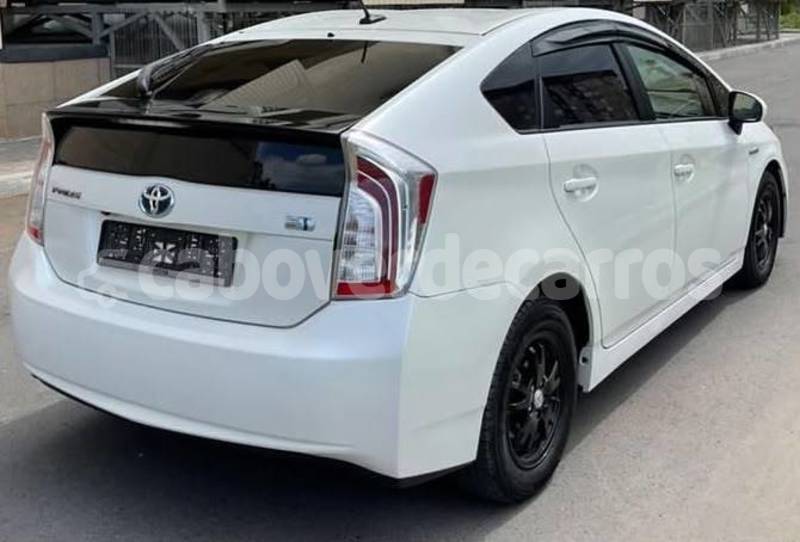 Big with watermark toyota prius sal santa maria 328