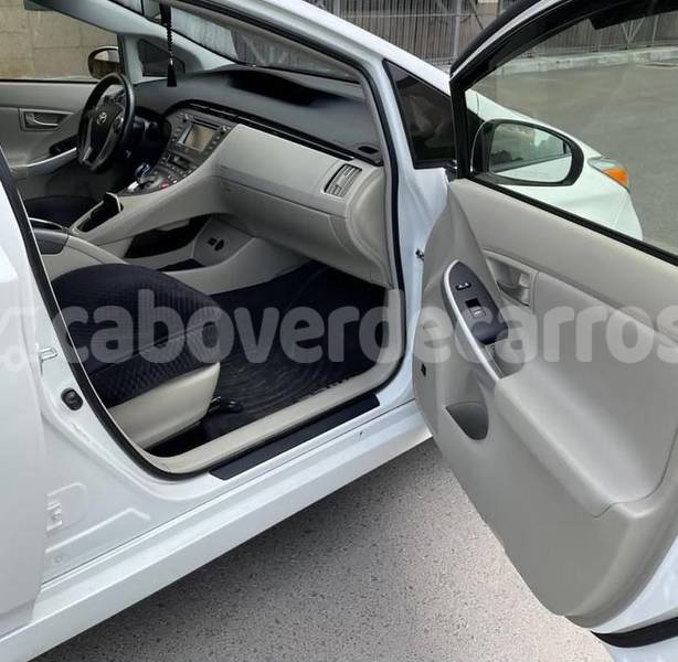 Big with watermark toyota prius sal santa maria 328
