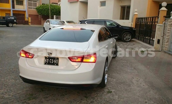 Comprar Usado Chevrolet Malibu White Carro em Sao Filipe em Fogo Comprar Usado Chevrolet Malibu White Carro em Sao Filipe em Fogo