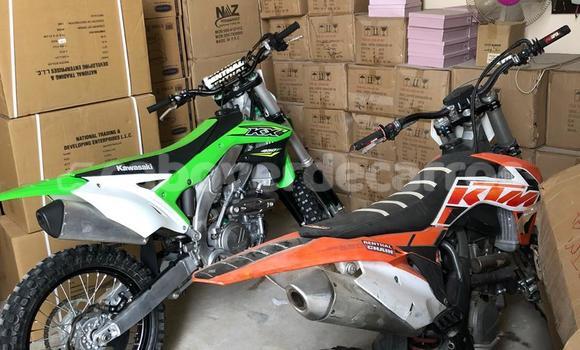 Comprar Usado Kawasaki KX Green Moto em Mosteiros em Fogo Comprar Usado Kawasaki KX Green Moto em Mosteiros em Fogo