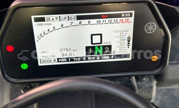 Comprar Usado Yamaha R1 Blue Moto em Mosteiros em Fogo Comprar Usado Yamaha R1 Blue Moto em Mosteiros em Fogo