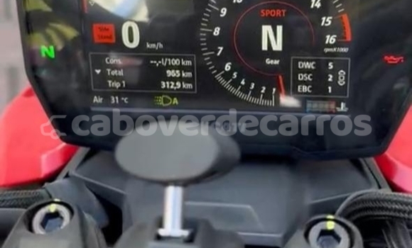 Comprar Usado Ducati Streetfighter Red Moto em Mosteiros em Fogo Comprar Usado Ducati Streetfighter Red Moto em Mosteiros em Fogo