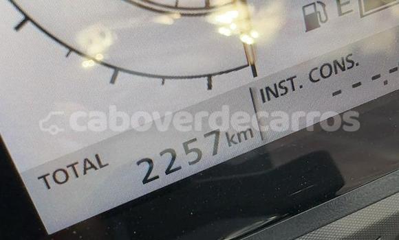 Comprar Usado Honda X-ADV Beige Moto em Mosteiros em Fogo Comprar Usado Honda X-ADV Beige Moto em Mosteiros em Fogo