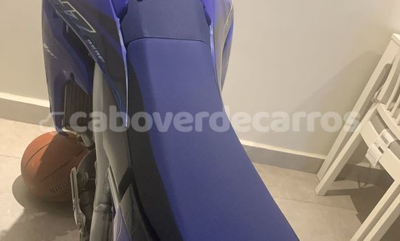 Comprar Usado Yamaha YZ Blue Moto em Mosteiros em Fogo Comprar Usado Yamaha YZ Blue Moto em Mosteiros em Fogo