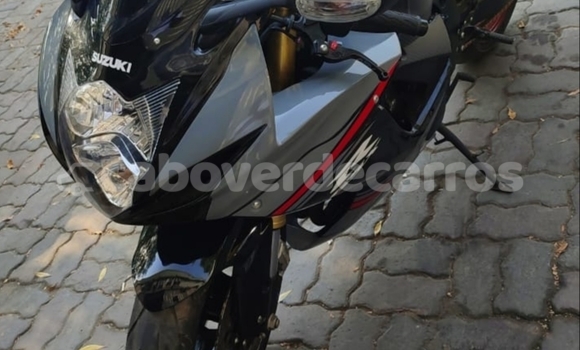 Medium with watermark suzuki gsx r fogo mosteiros 144