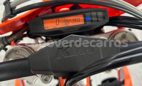 Comprar Usado KTM EXC White Moto em Mosteiros em Fogo Comprar Usado KTM EXC White Moto em Mosteiros em Fogo