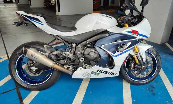 Comprar Usado Suzuki GSX-R White Moto em Mosteiros em Fogo Comprar Usado Suzuki GSX-R White Moto em Mosteiros em Fogo