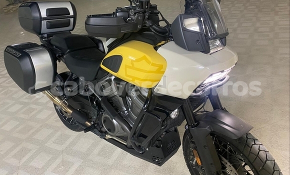 Buy Used Harley Davidson Dyna Other Bike in Mosteiros in Fogo Buy Used Harley Davidson Dyna Other Bike in Mosteiros in Fogo