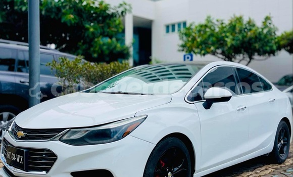 Comprar Usado Chevrolet Cruze White Carro em Santa Maria em Sal Comprar Usado Chevrolet Cruze White Carro em Santa Maria em Sal