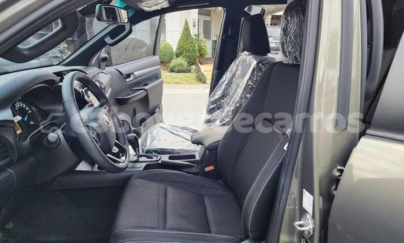 Comprar Usado Toyota Hilux Black Carro em Santa Maria em Sal Comprar Usado Toyota Hilux Black Carro em Santa Maria em Sal