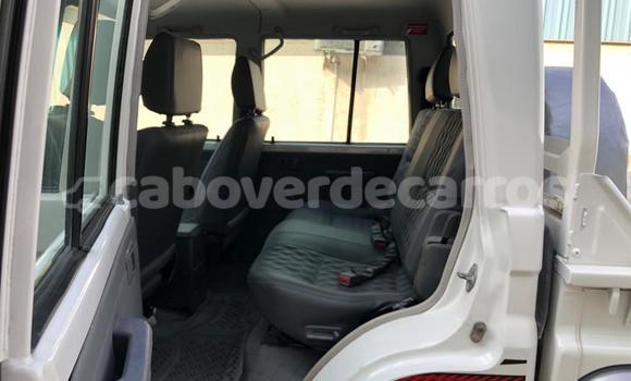 Comprar Usado Toyota Land Cruiser Black Carro em Santa Maria em Sal Comprar Usado Toyota Land Cruiser Black Carro em Santa Maria em Sal