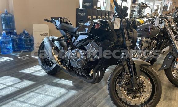 Comprar Novo Honda CBR 1000 RR Black Moto em Santa Maria em Sal Comprar Novo Honda CBR 1000 RR Black Moto em Santa Maria em Sal