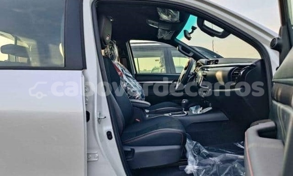 Buy Used Toyota LITEACE Other Truck in Mosteiros in Fogo Buy Used Toyota LITEACE Other Truck in Mosteiros in Fogo