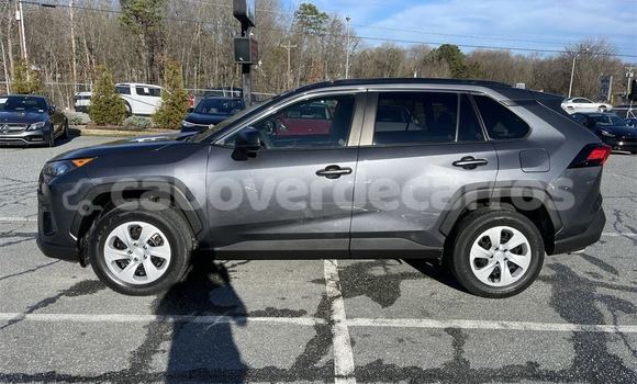 Comprar Usado Toyota RAV4 Blue Carro em Nova Sintra em Brava Comprar Usado Toyota RAV4 Blue Carro em Nova Sintra em Brava