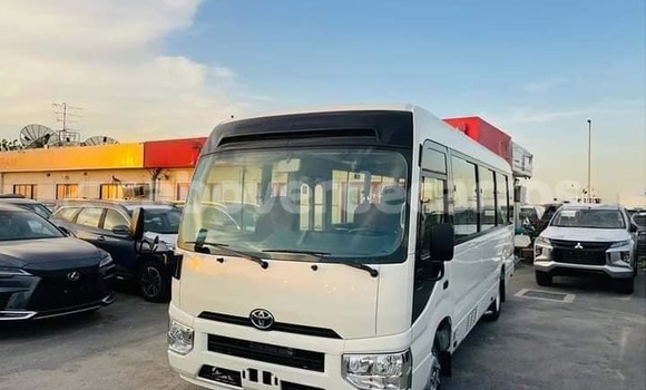 Medium with watermark toyota coaster brava nova sintra 239