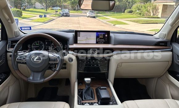 Comprar Usado Lexus LX 570 Silver Carro em Nova Sintra em Brava Comprar Usado Lexus LX 570 Silver Carro em Nova Sintra em Brava