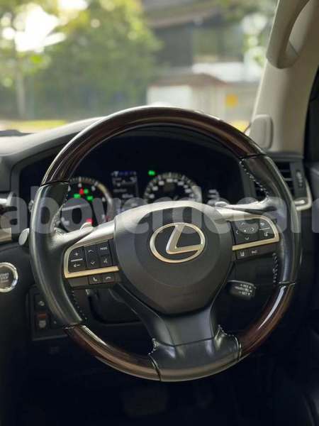 Big with watermark lexus lx 570 sal santa maria 269