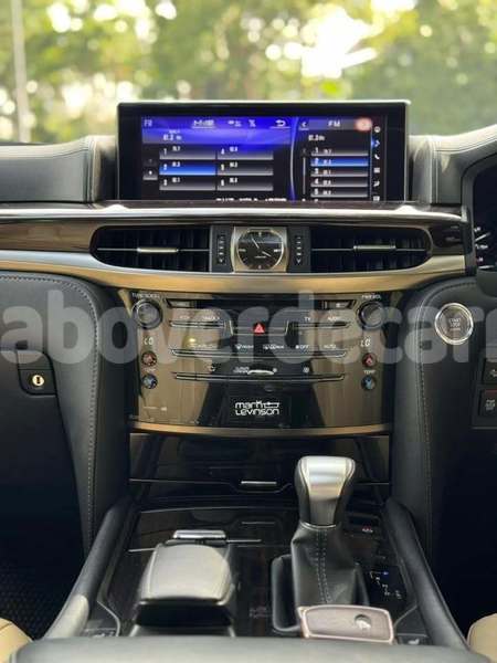 Big with watermark lexus lx 570 sal santa maria 269