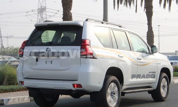 Comprar Usado Toyota Land Cruiser Prado White Carro em Santa Maria em Sal Comprar Usado Toyota Land Cruiser Prado White Carro em Santa Maria em Sal