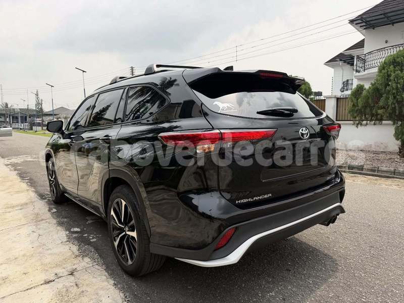 Big with watermark toyota highlander fogo mosteiros 277